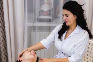 httpselements.envato.comhappy-client-woman-and-cosmetologist-in-beauty-sal-38UPJ44-1